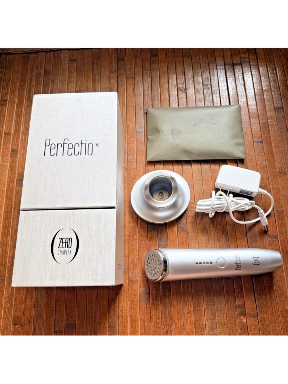 Zero Gravity Perfectio Infrared LED Light Therapy Device for Face & Skin